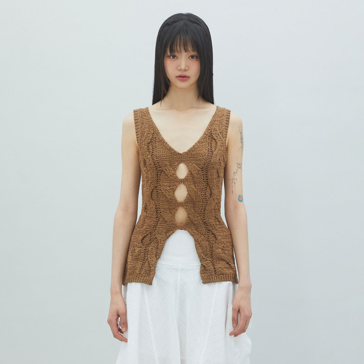 라라폭스(LALAFOX) V NECK STITCH KNIT VEST 니트 나시 BROWN BR2KV002