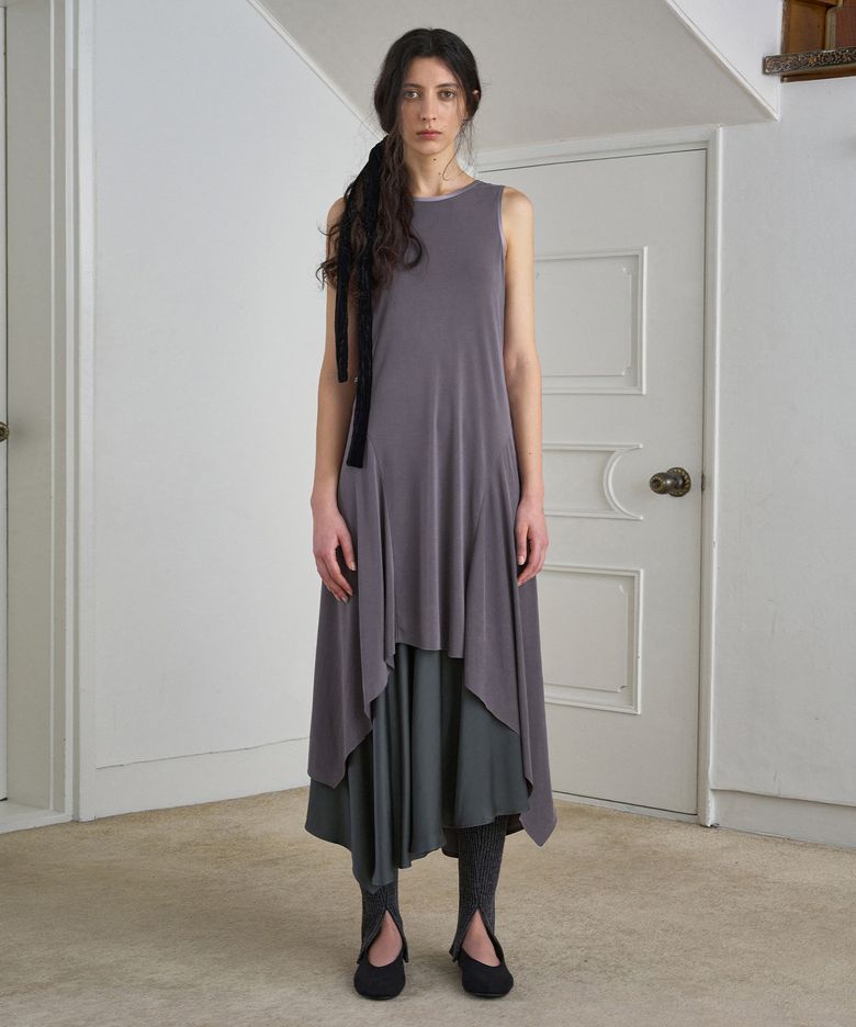 Unbalance Hool Dress / Charcoal