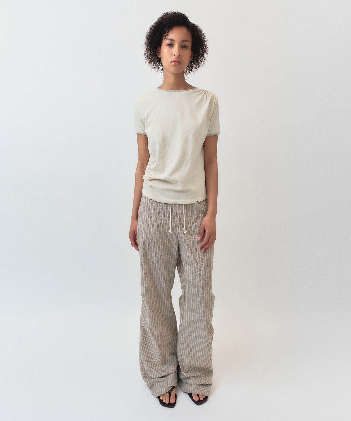 시메트릭 퍼센트(SYMMETRICPERCENT) Stripe Easy Pants / Beige