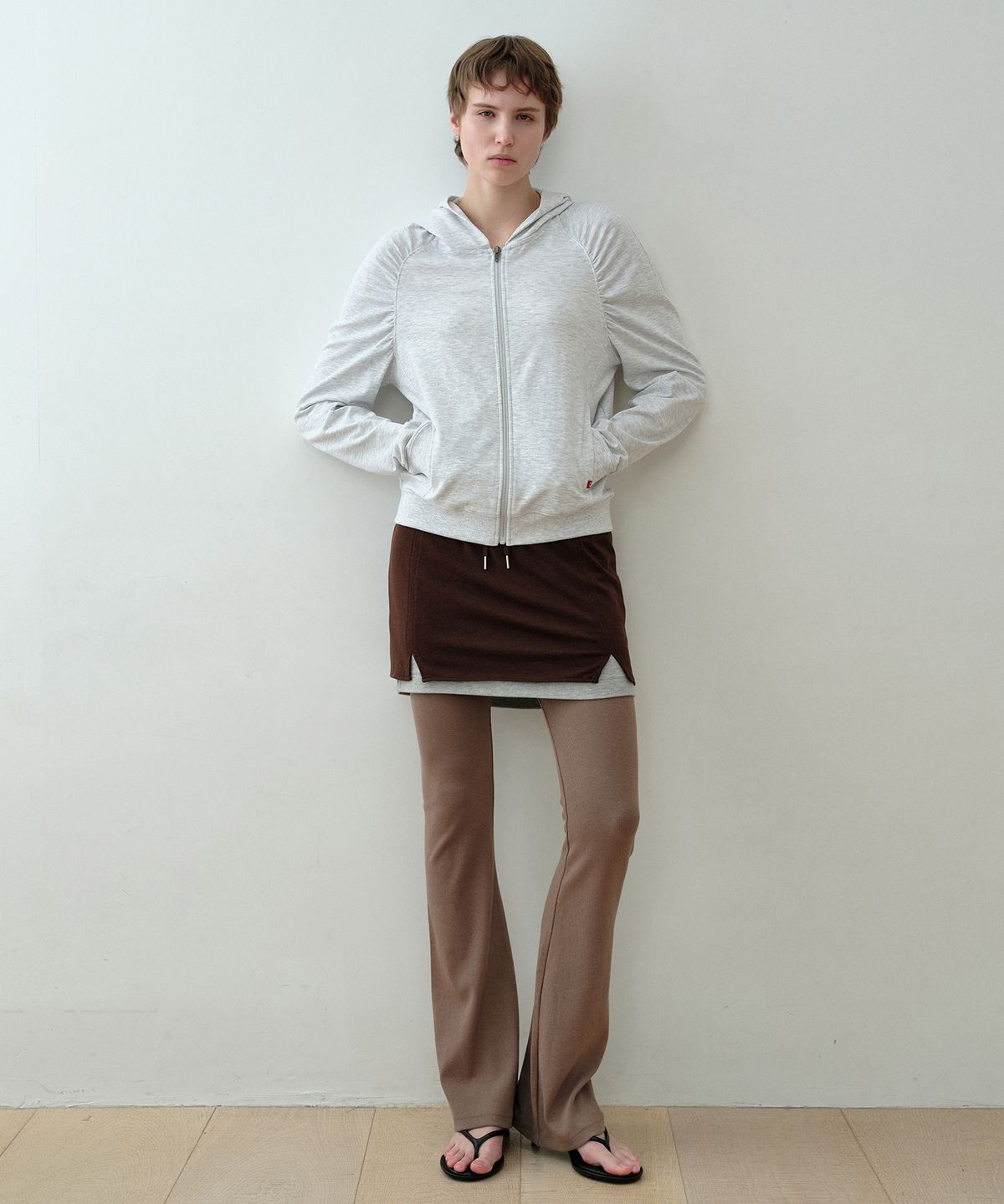 시메트릭 퍼센트(SYMMETRICPERCENT) Flare Cotton Modal Leggings / Brown