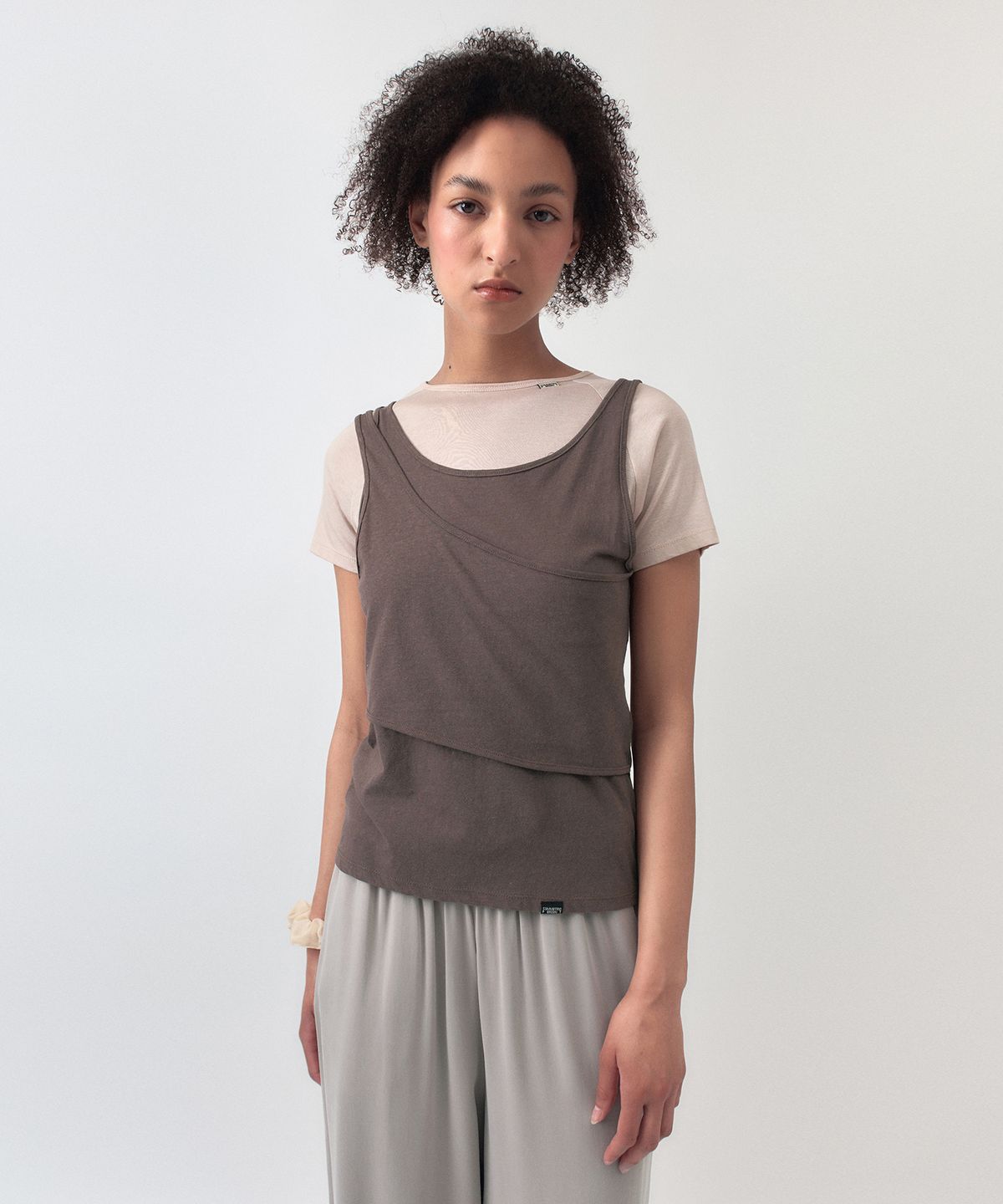 시메트릭 퍼센트(SYMMETRICPERCENT) Cotton Linen Double Sleeveless / Brown
