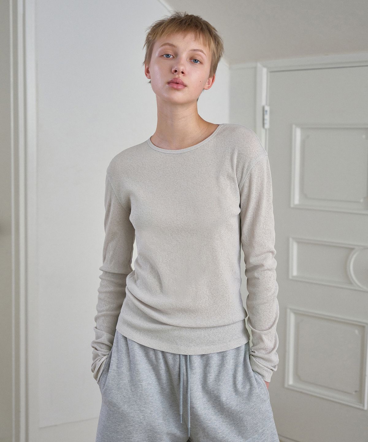 시메트릭 퍼센트(SYMMETRICPERCENT) Knit Like Jersey Long Sleeve / Ash Ivory