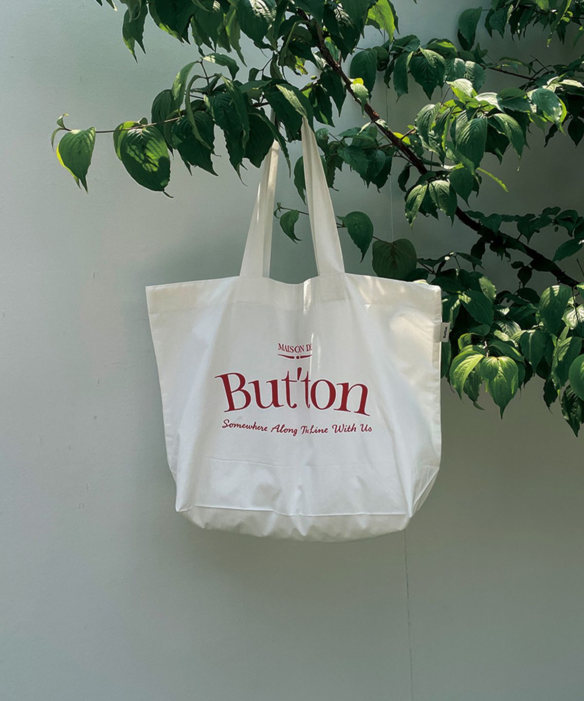 벗튼(BUT'TON) Button Logo EchoBag (Red)