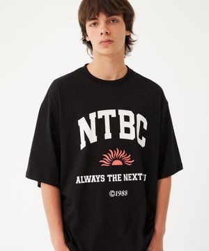NTBC BIG 로고 아치 기본 티셔츠 (블랙)
