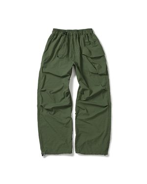 Packable parachute cargo pants / Evergreen