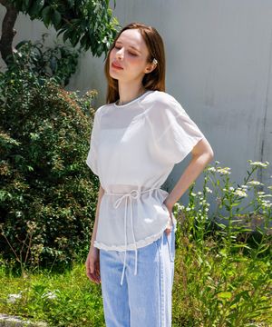 린넨 밑단 셔링 스트랩 블라우스