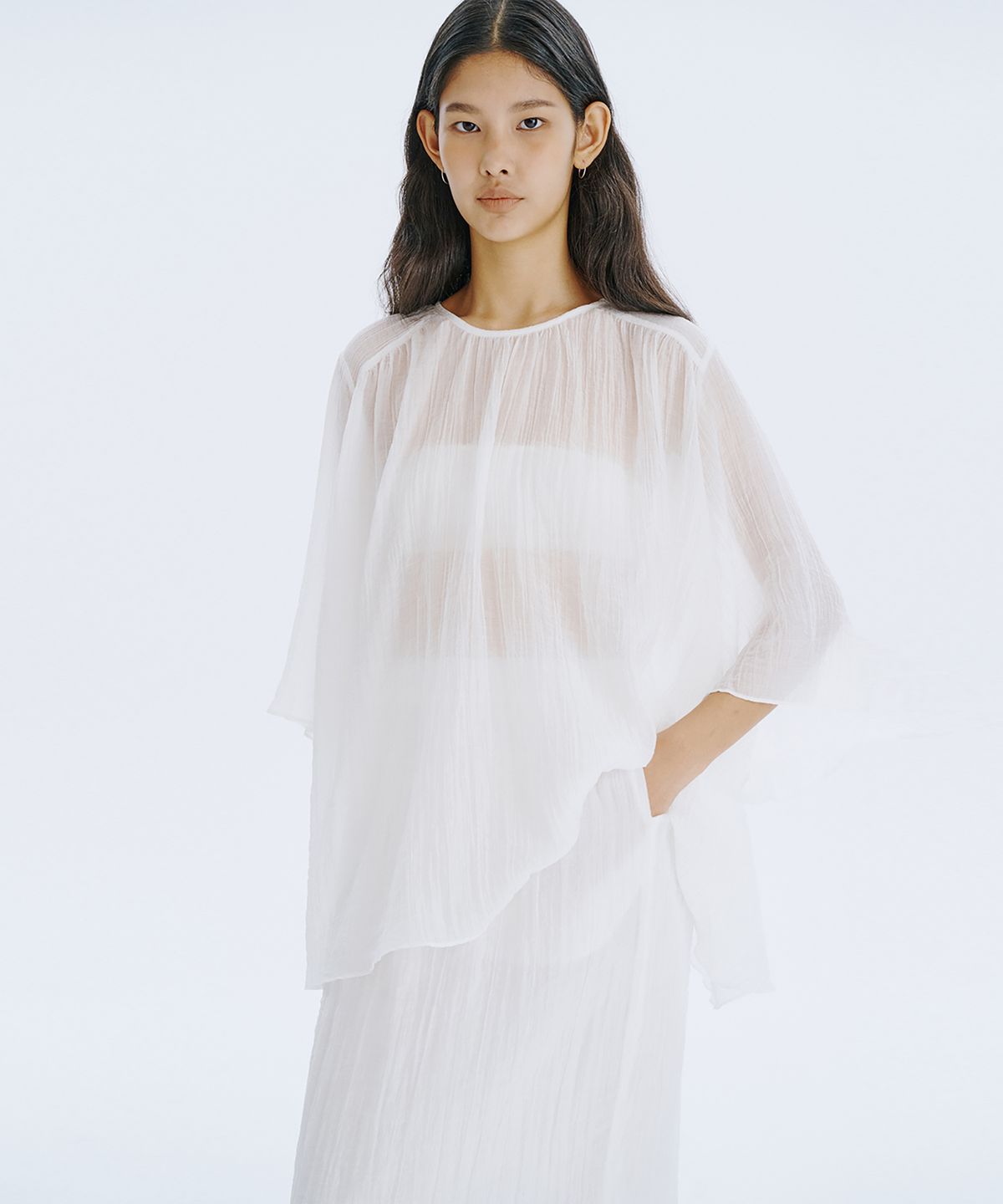 분더캄머(WNDERKAMMER) Plisse Blouse_White