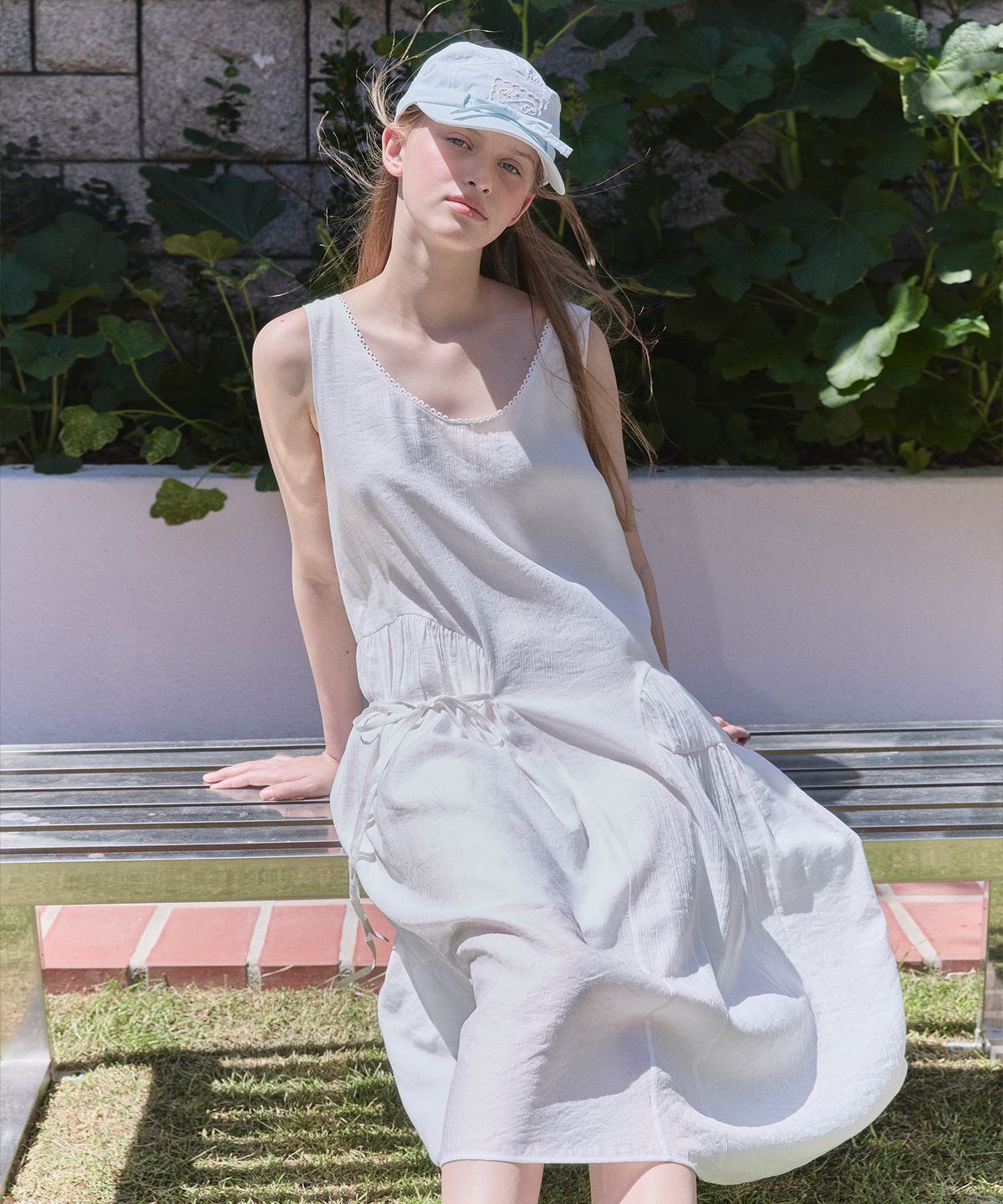 마가린핑거스(MARGARIN FINGERS) LACE UNBALANCE SHIRRING ONE PIECE (IVORY)