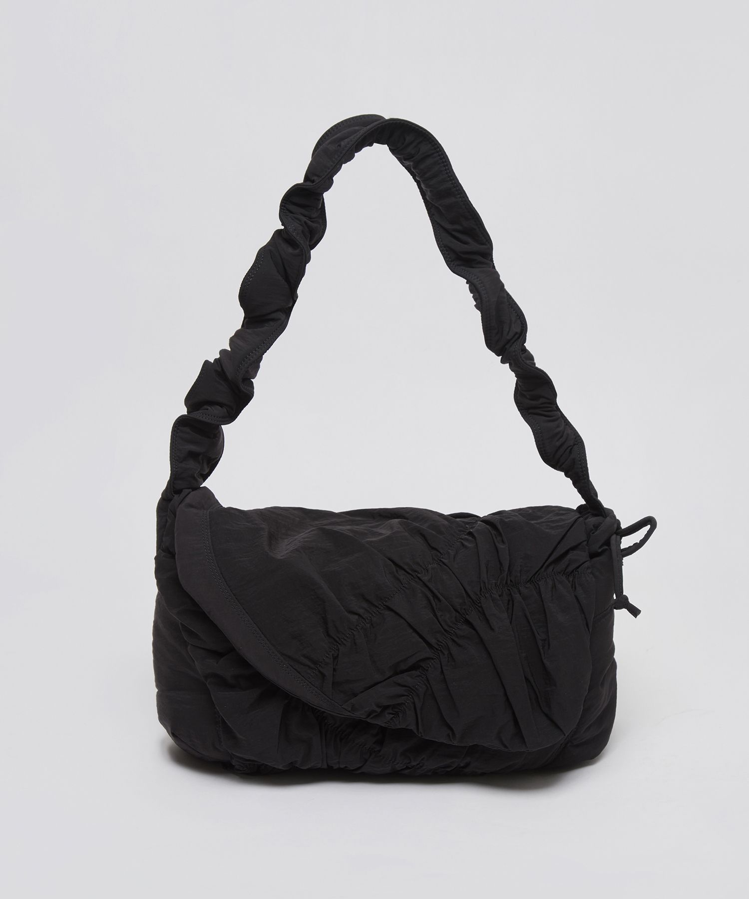 【ARCHIVEPKE】TIE MAIL BAG MUSINSA | Archivépke Tie mail bag(Deep sleep)_OVBAX24603BLK