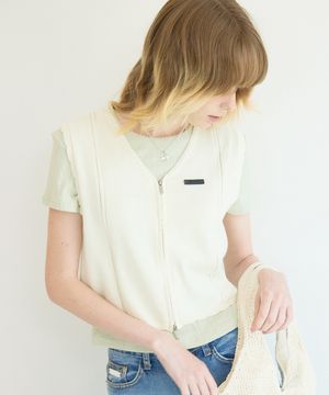 V-Neck Knit Zip Up Sleeveless Ivory