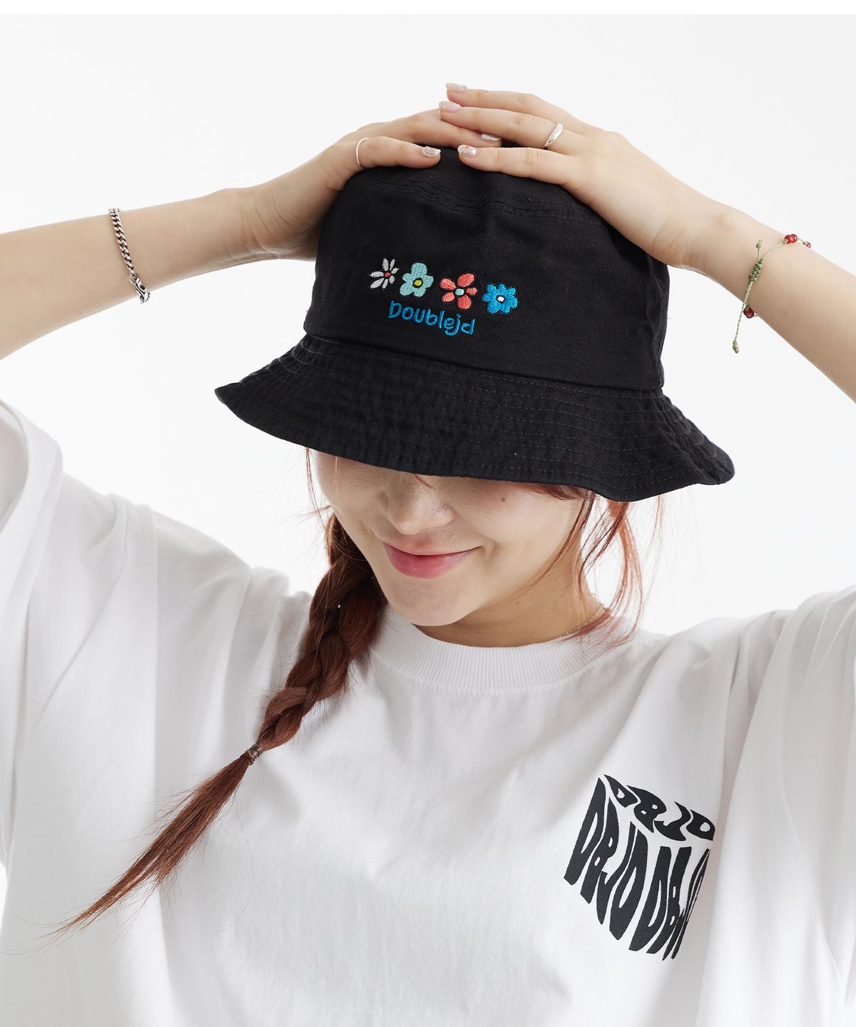 더블제이디(DOUBLE JD) 꽃송이 버킷햇 (블랙)