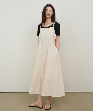 더블 스트링 플레어 드레스 / 크림