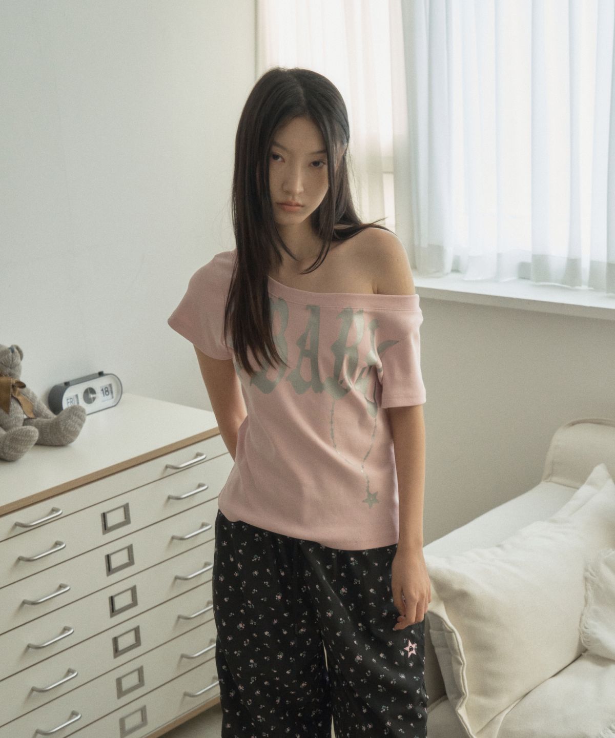 셋업이엑스이(SETUP-EXE) BABY WIDE NECK TOP / PINK