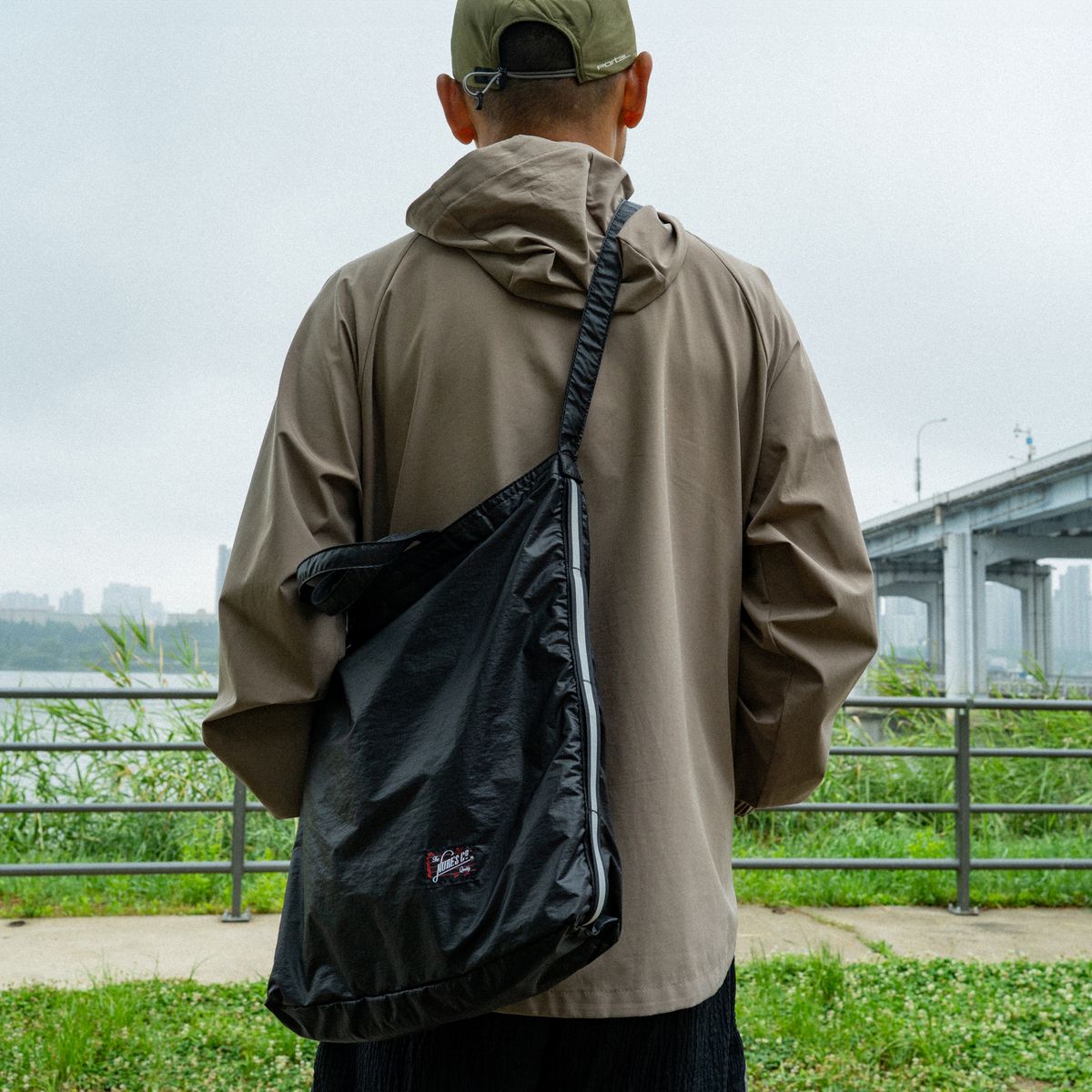 누베스(NUBES) KRENSHAW V2 - PACKABLE BLACK