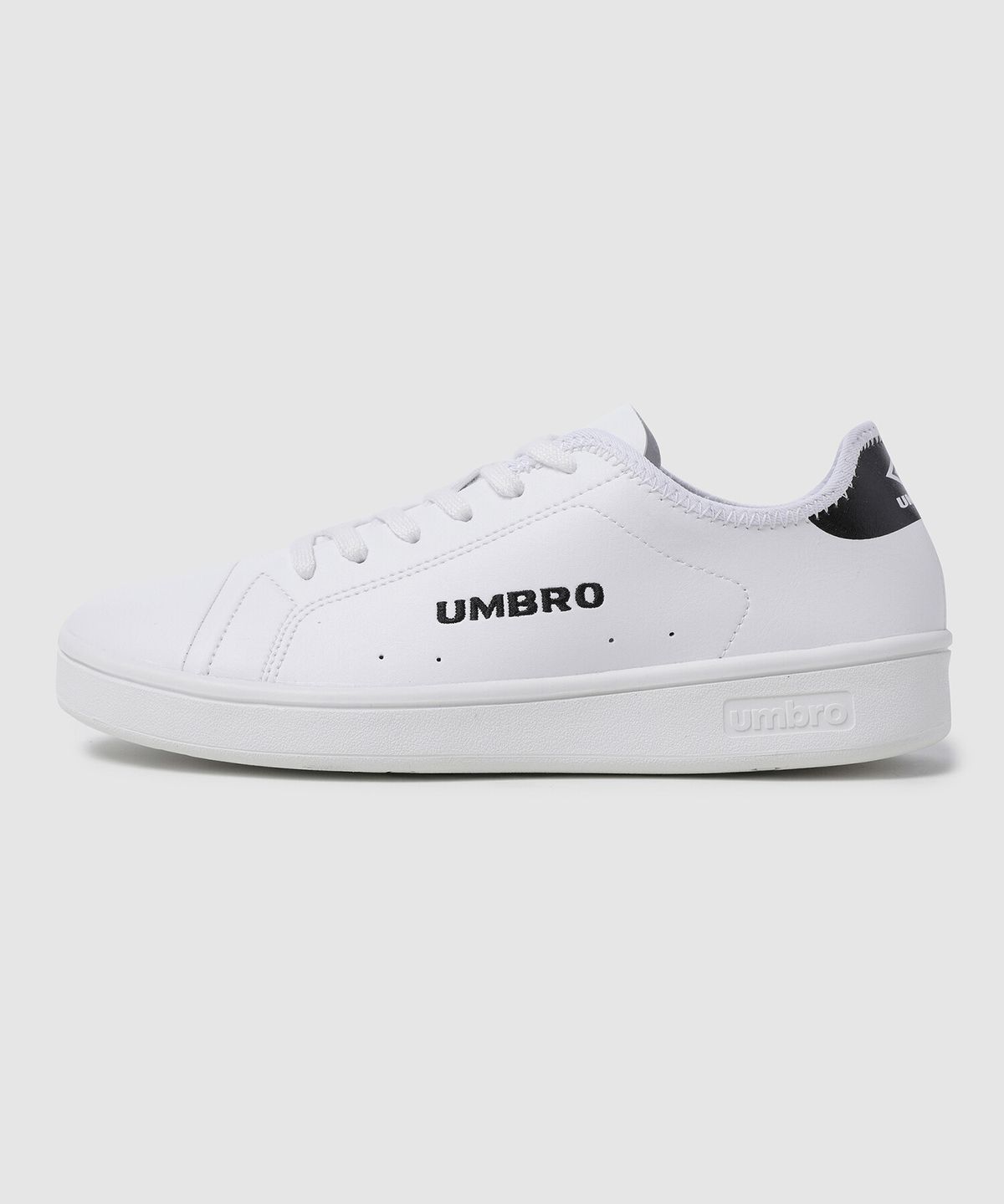 엄브로(UMBRO) WEMBLEY (웸블리) 화이트(UQ323CCU81)