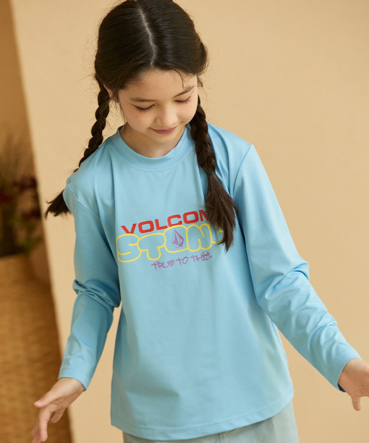 볼컴 키즈(VOLCOM KIDS) 볼컴 드로잉 아쿠아 래쉬가드 티셔츠 D5M026