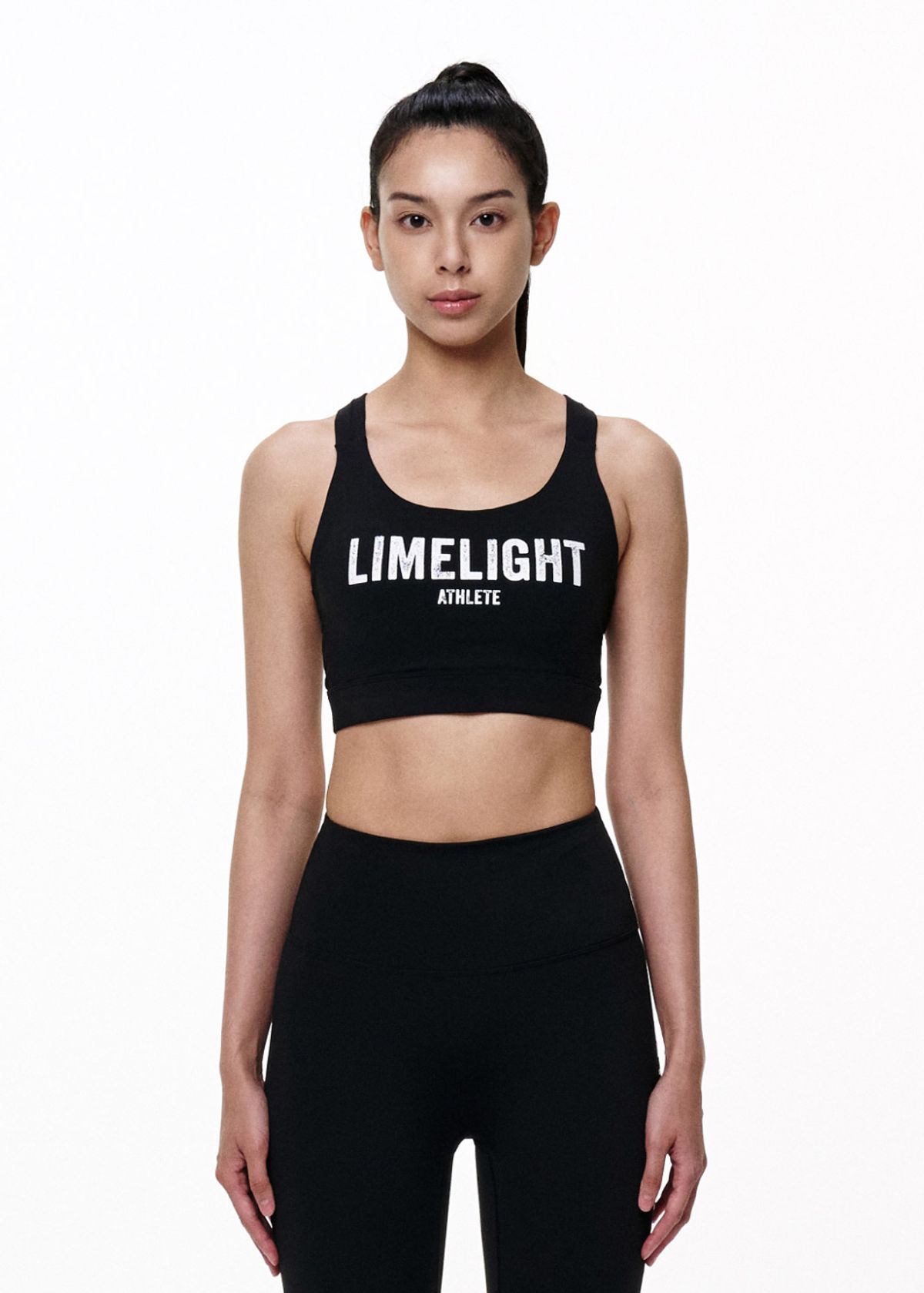 라임라잇 어패럴(LIMELIGHT APPAREL) 라임라잇 빅 로고 스포츠 브라 V라인 (블랙/화이트)