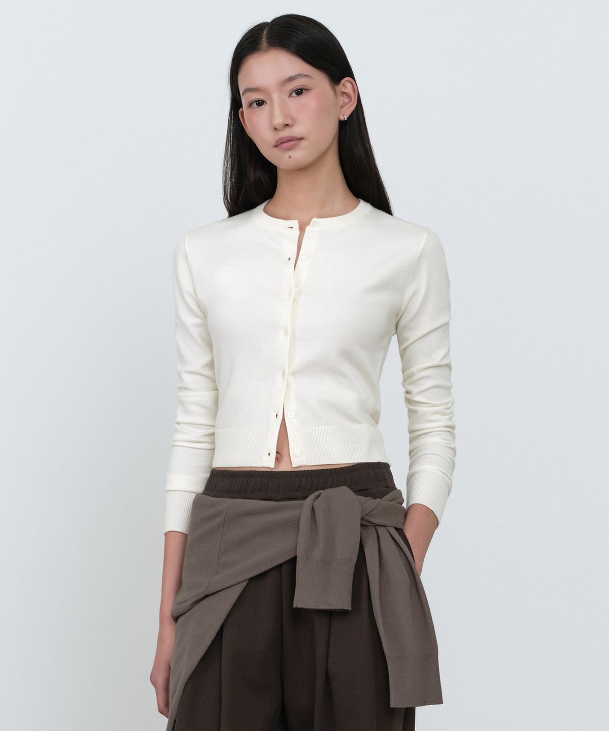 무신사 스탠다드 우먼(MUSINSA STANDARD WOMAN) 우먼즈 에센셜 슬림 라운드 넥 가디건 [크림]