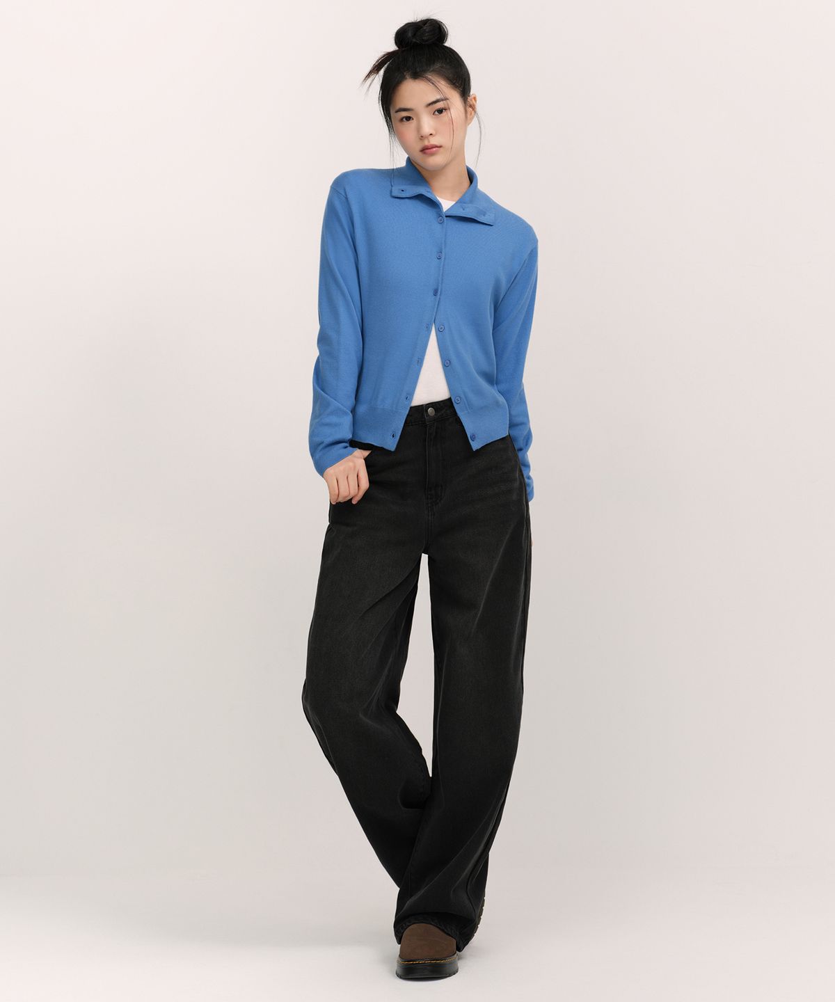 무신사 스탠다드 우먼(MUSINSA STANDARD WOMAN) 우먼즈 에센셜 하이 넥 가디건 [블루]