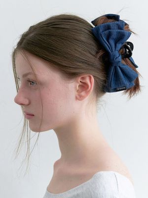basic denim hairclaw - medium blue