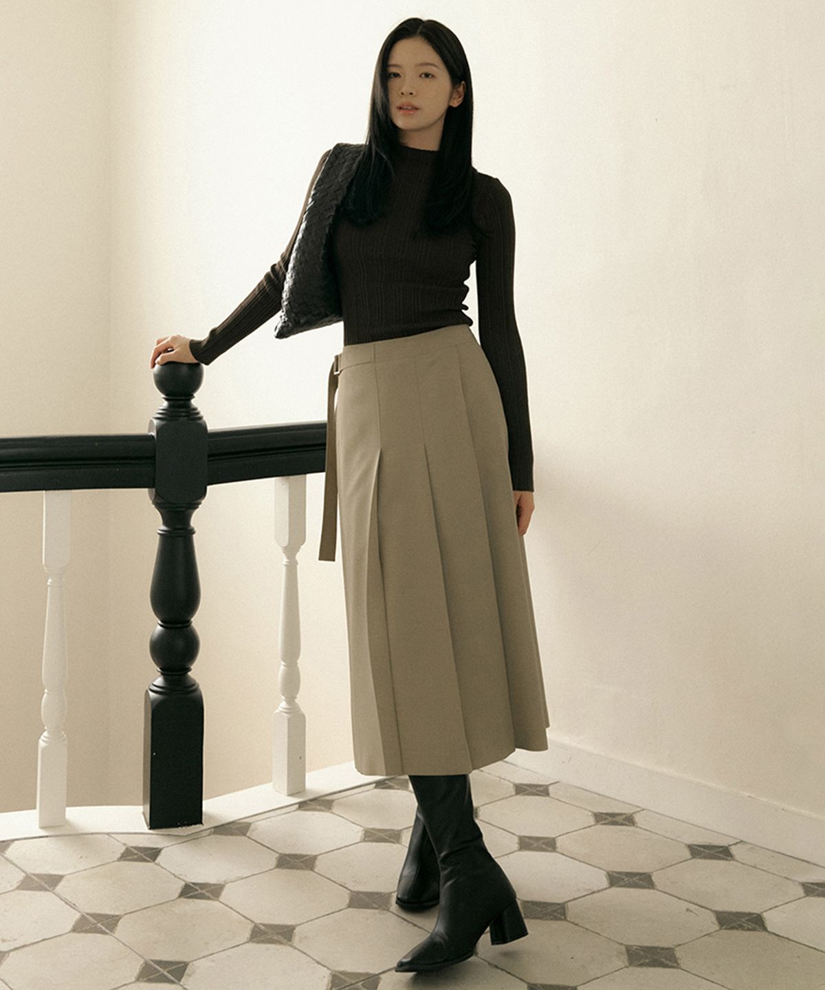 오떼뜨(OCTETTE) SOFT PLEATS SK_2COLOR