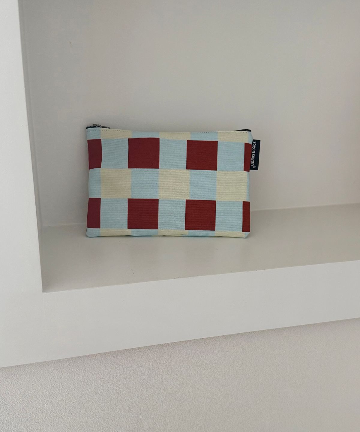 소곤소곤(SOGONSOGON) breeze red pouch m