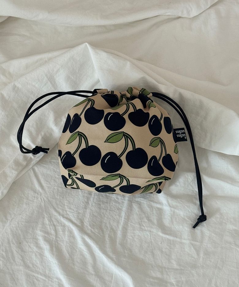 cherry string pouch w