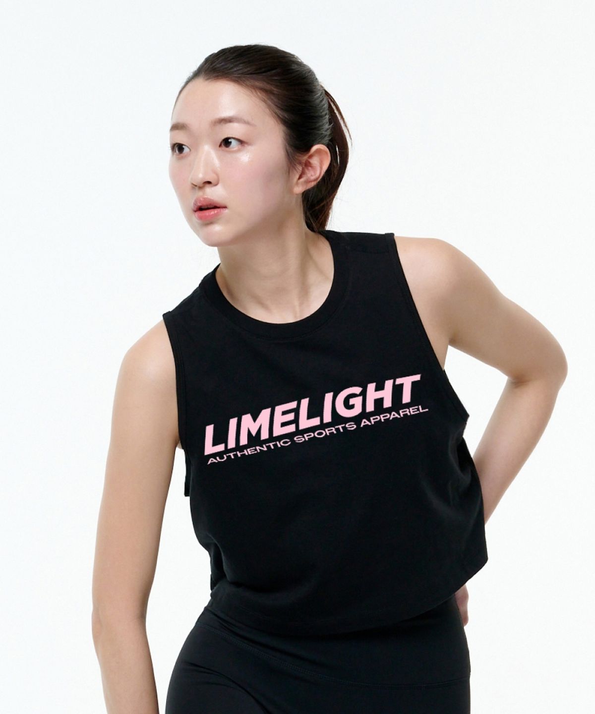 라임라잇 어패럴(LIMELIGHT APPAREL) 라임라잇 크롭 슬리브리스 우먼 (블랙/핑크)