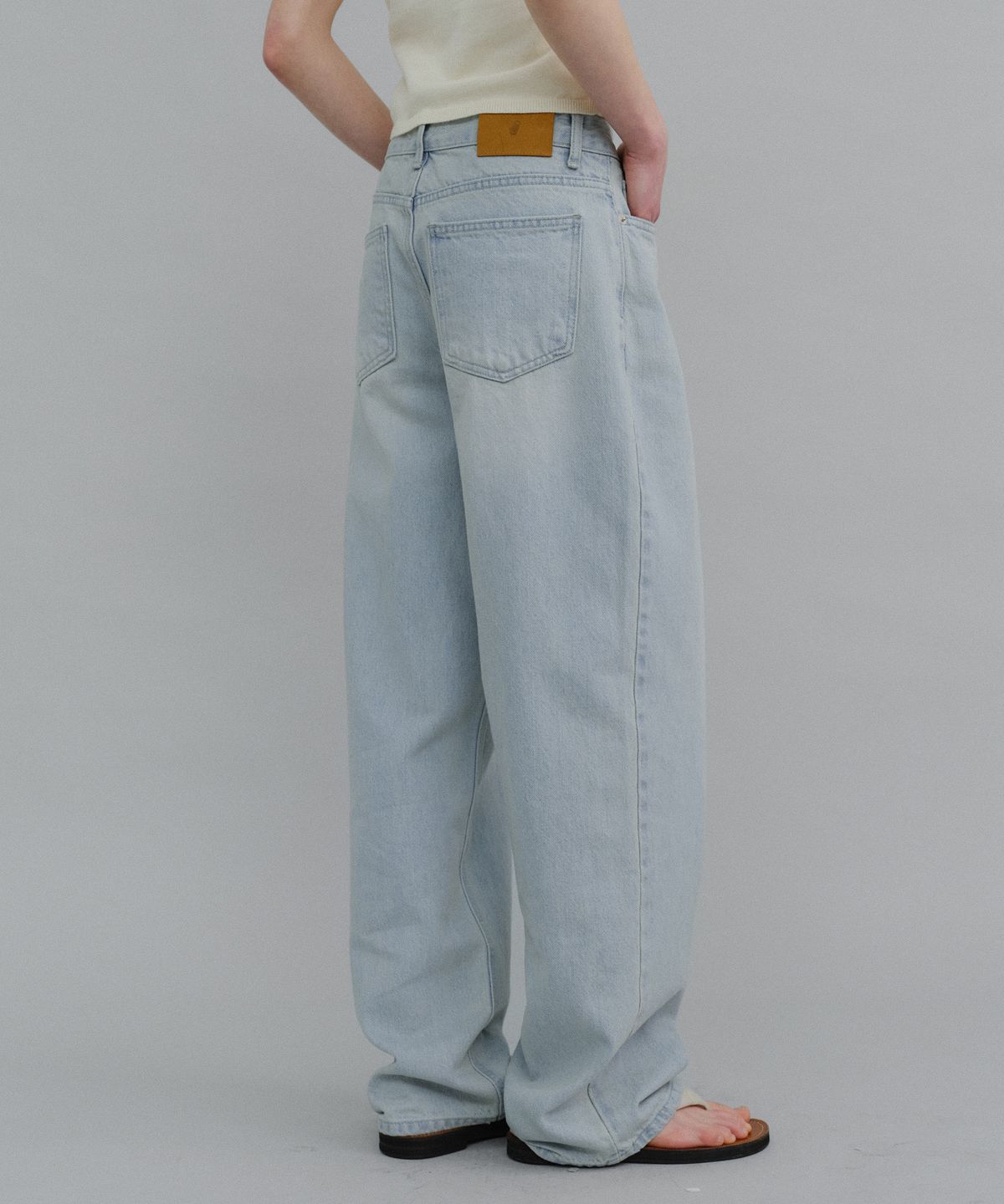유라고(URAGO) Brooklyn wide denim pants