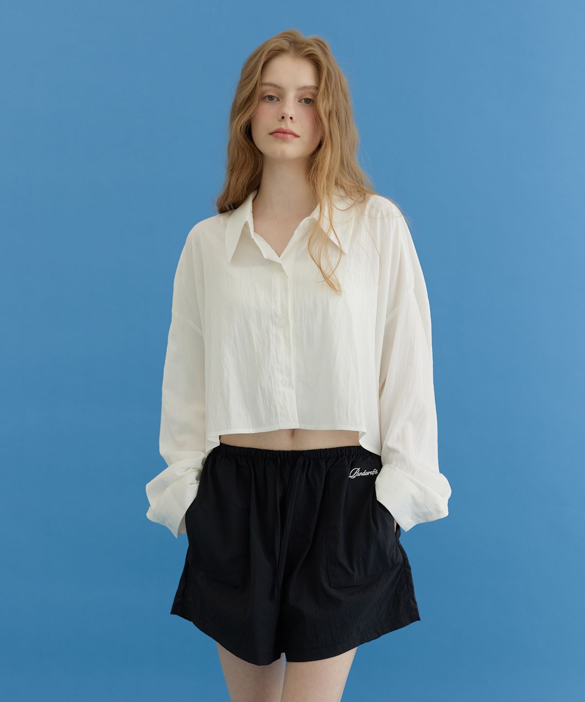 판도라핏(PANDORAFIT) Unbalance Crop Shirts (white)
