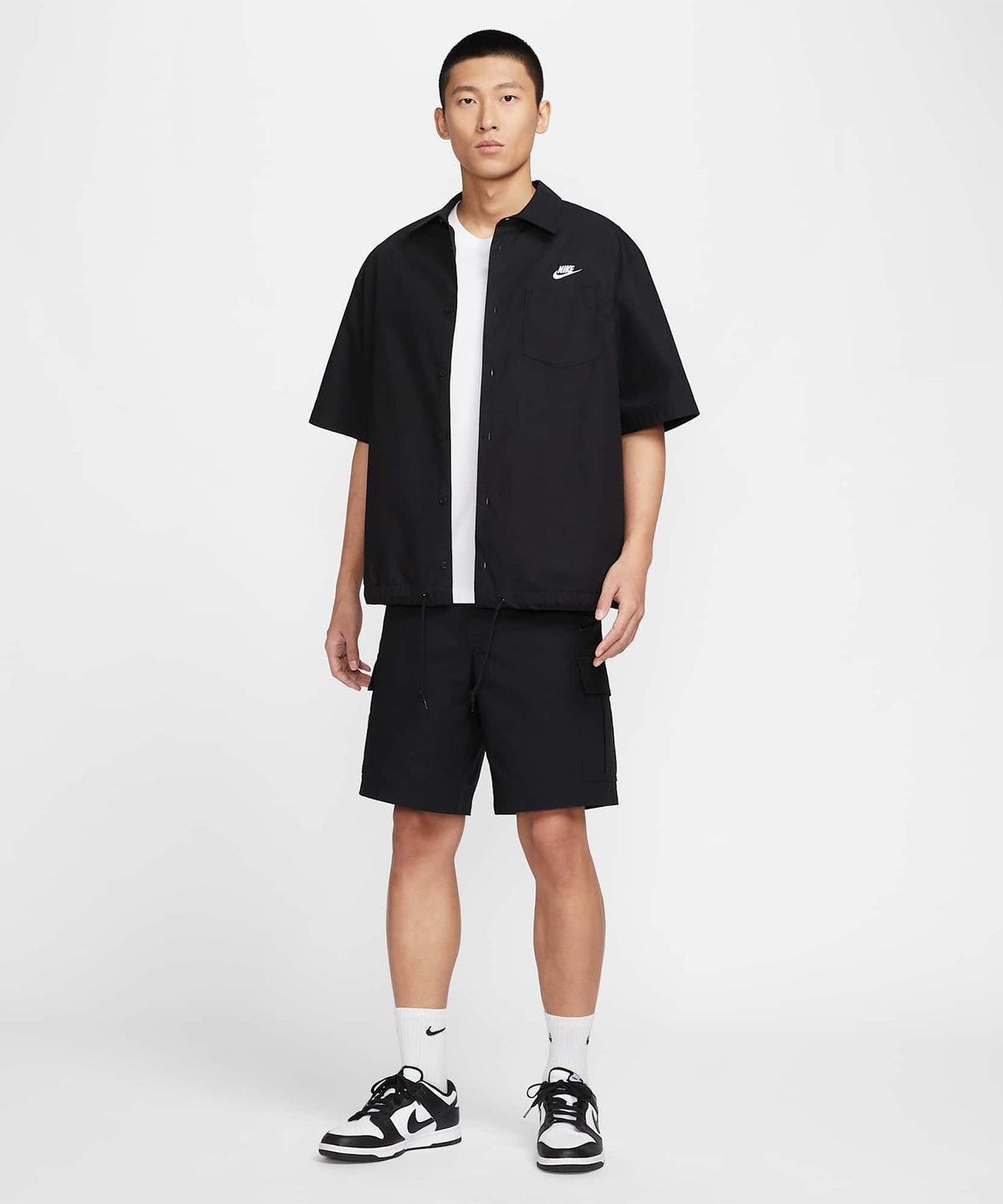 나이키(NIKE) 클럽 우븐 카고 쇼츠 M - 블랙 / FN3518-010