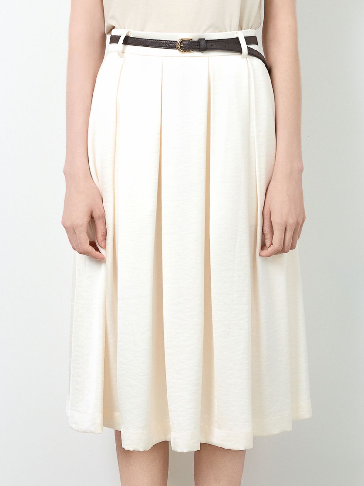 로에(LEAUET) Belle Cream Pleated Midi Skirt (Belt Set)