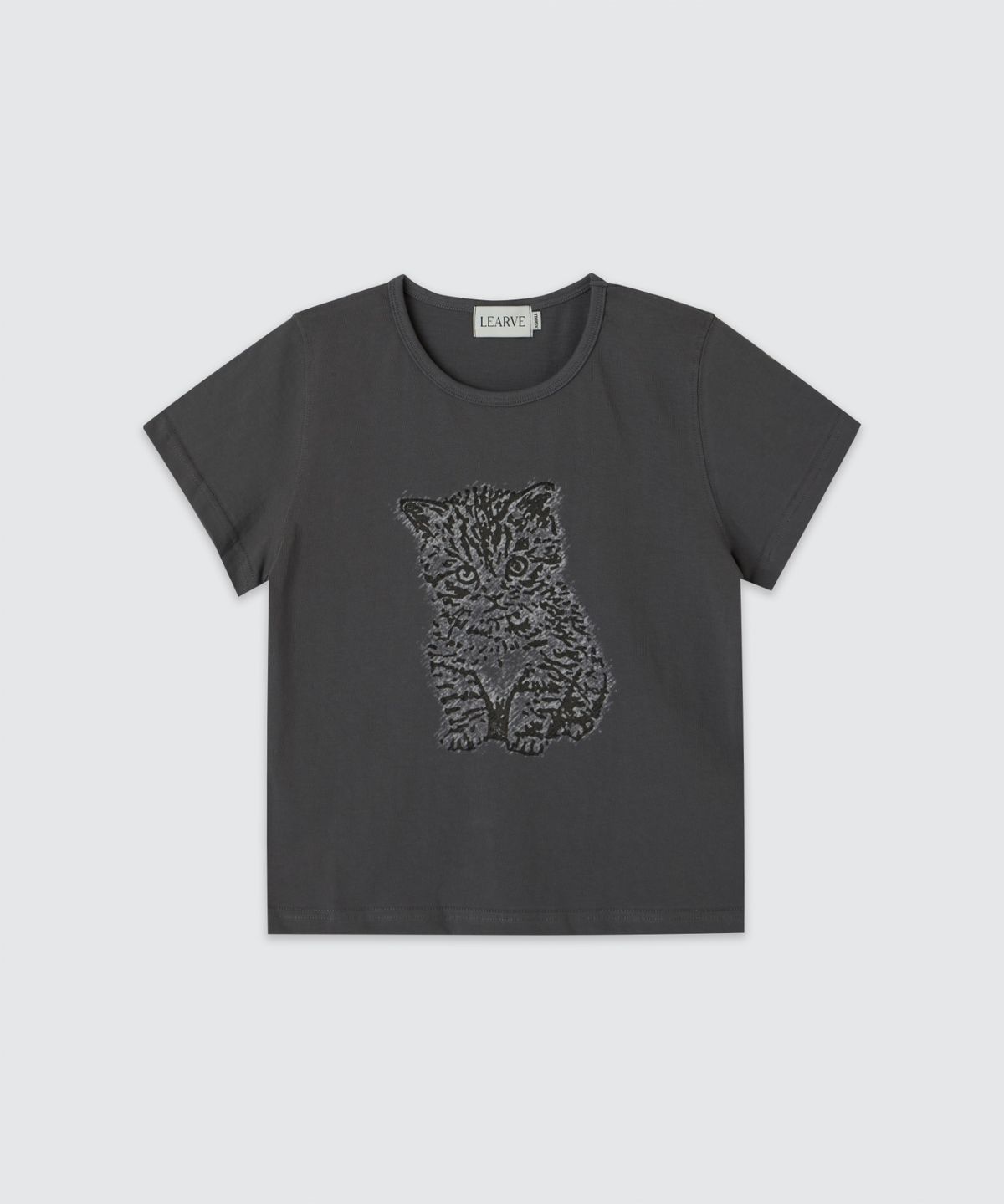 르아브(LEARVE) Night kitten 프린트 피그먼트 티셔츠 챠콜 (우먼)