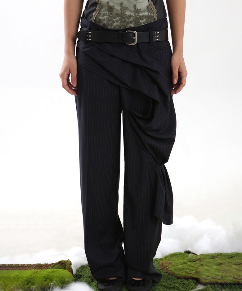 Draped Stripe Slacks (BLACK)