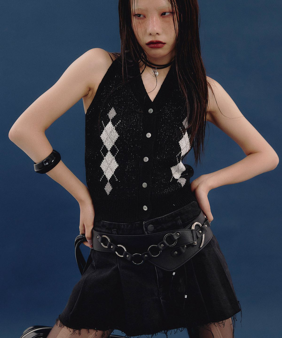 낫노잉(NOTKNOWING) Argyle Linen Knit Halter Top (BLACK)
