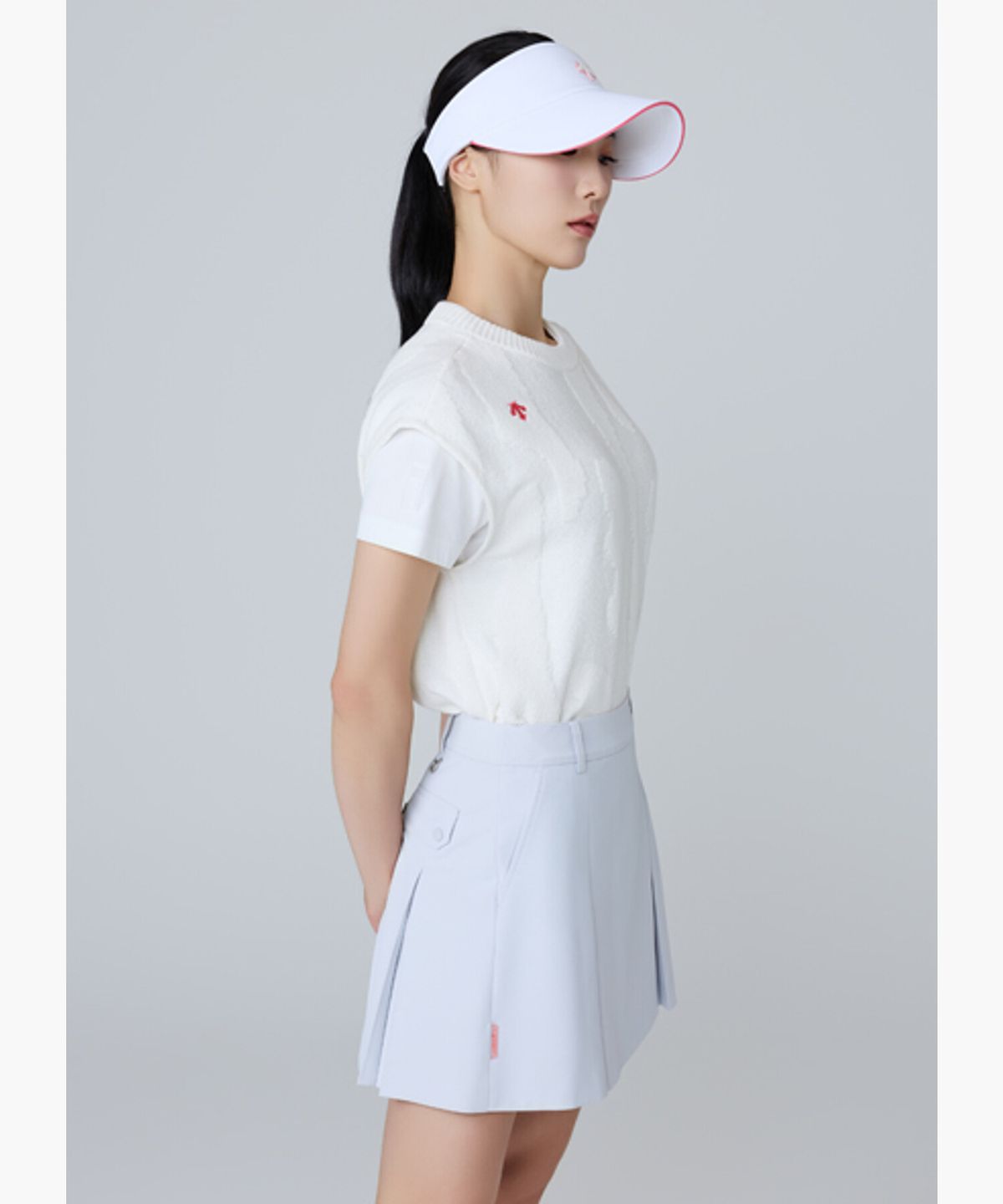 데상트 골프(DESCENTE GOLF) 여성 홀인원팩 니트 풀오버 베스트 (DQ31WFKV7A)