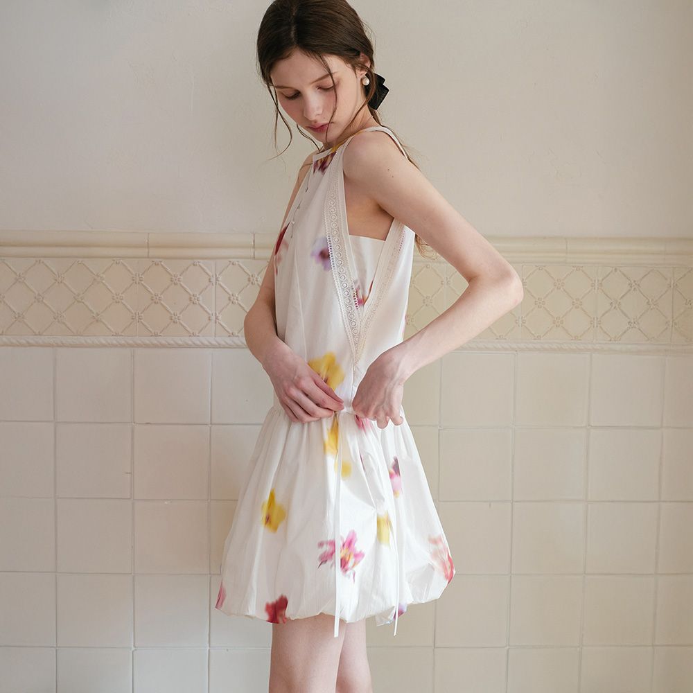 Cest_Smudge halter neck balloon dress