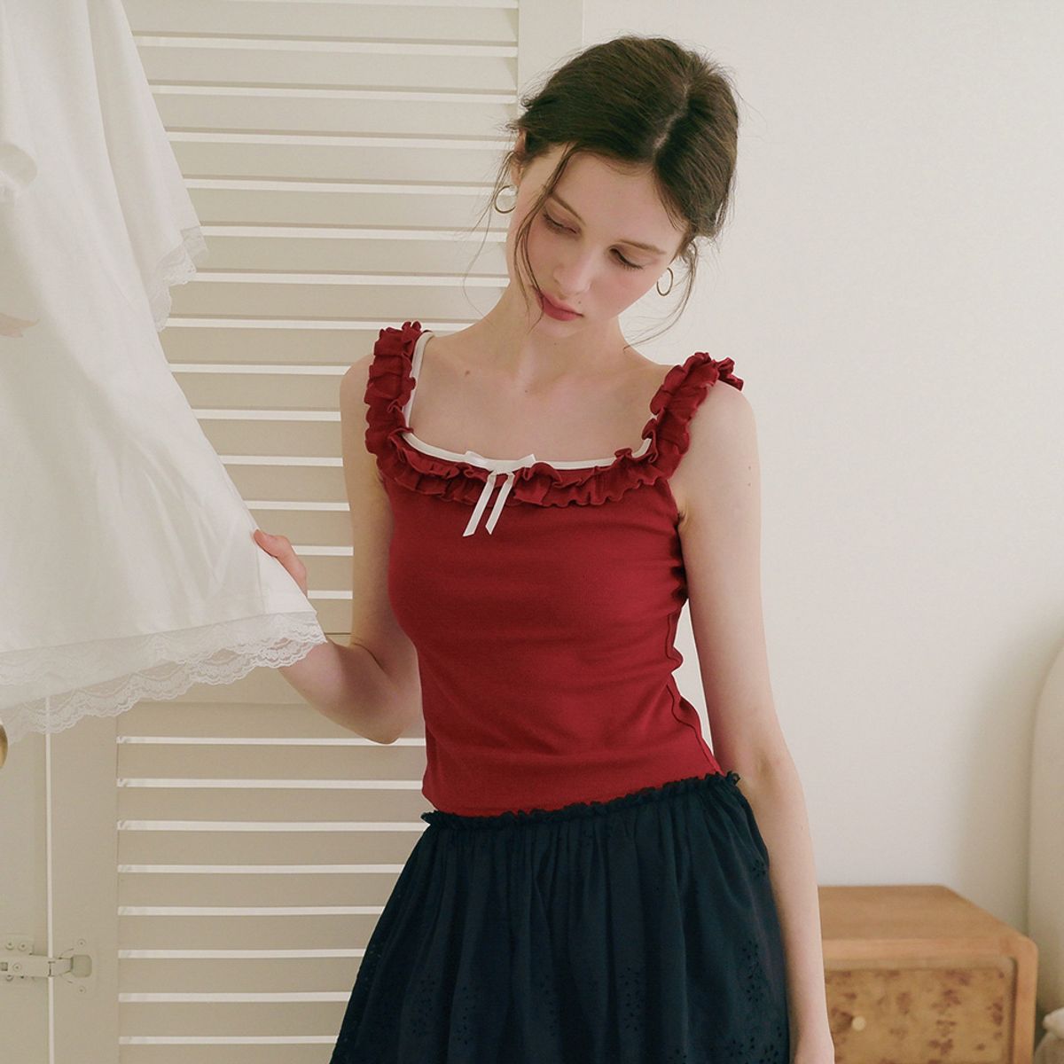 쎄무아듀(CEST MOIDEW) Cest_Ruffle sleeveless top