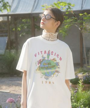 매직 캐슬 플래닛 티셔츠