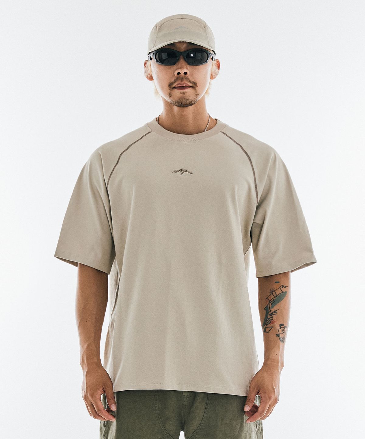콜드웜(COLDWARM) Structured T-Shirt (Stone Beige)