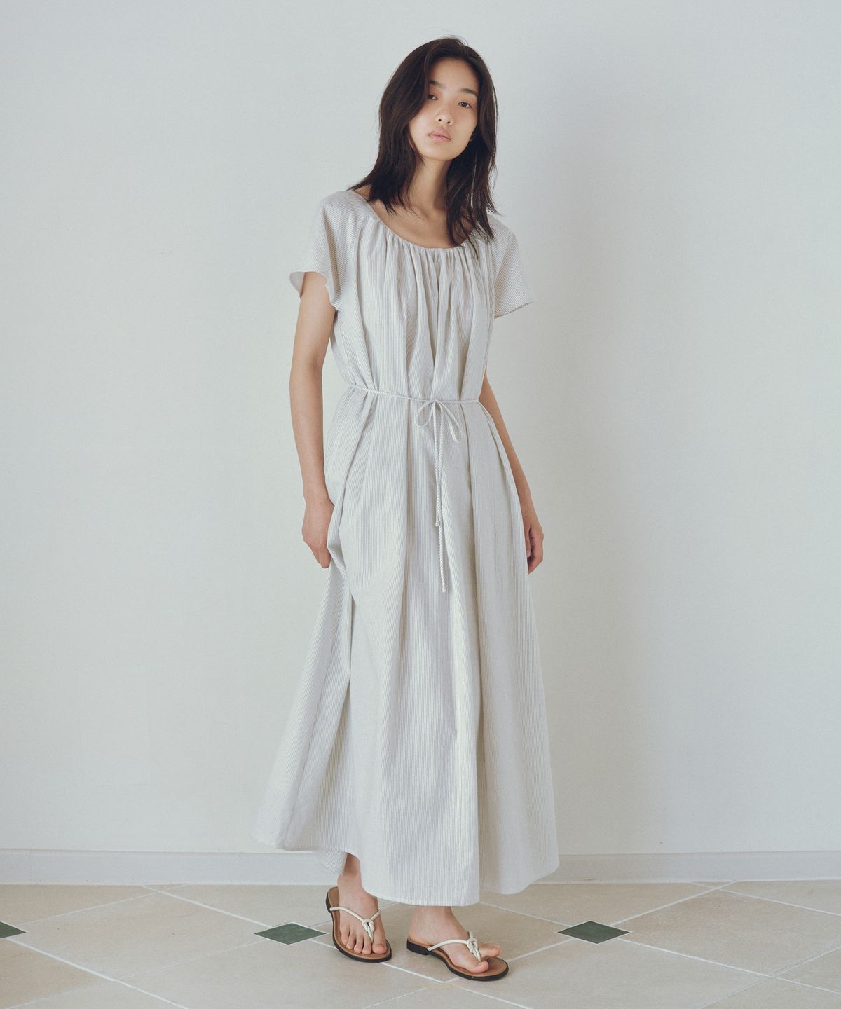 유라고(URAGO) Shirring string long dress