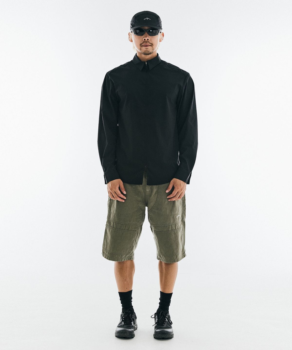 콜드웜(COLDWARM) Double Knee Field Shorts (Khaki)