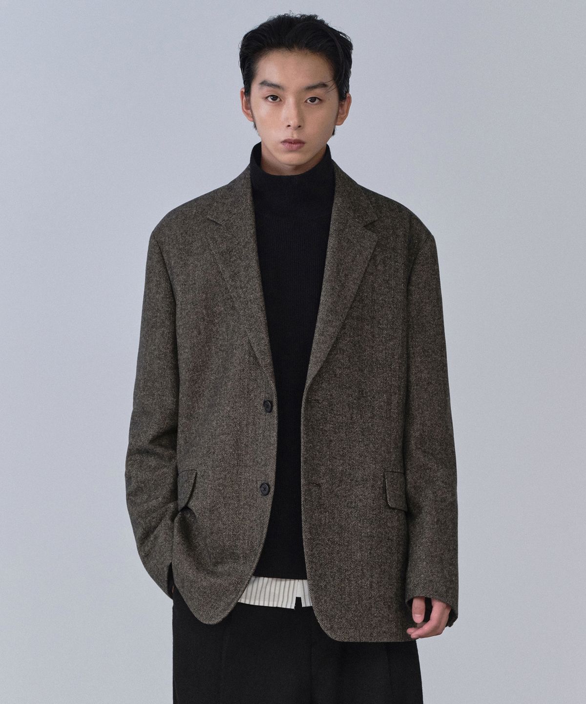 무신사 스탠다드(MUSINSA STANDARD) 울 블렌드 헤링본 릴렉스드 블레이저 [브라운]