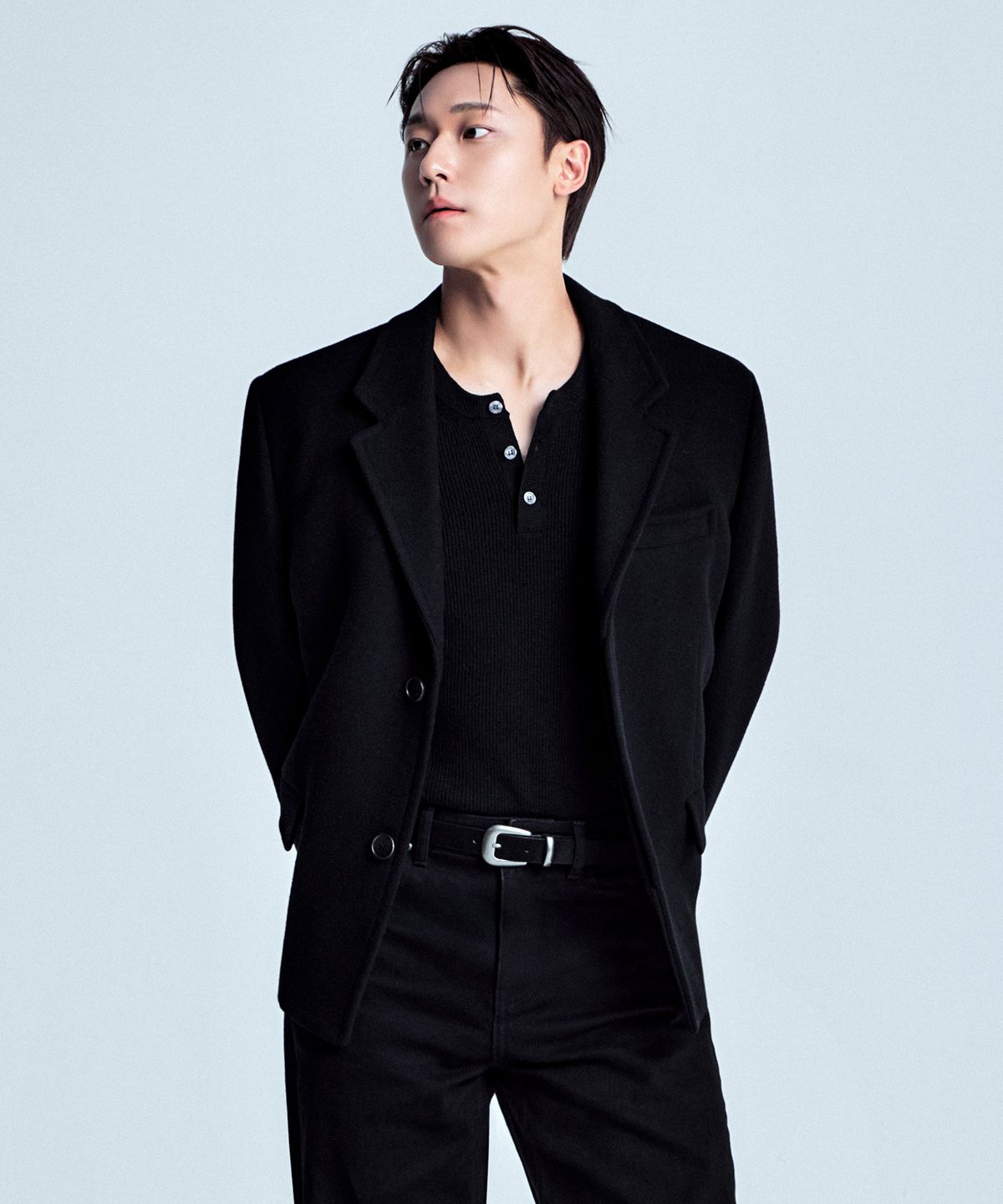 무신사 스탠다드(MUSINSA STANDARD) 울 블렌드 멜톤 오버사이즈 쇼트 블레이저 [블랙]