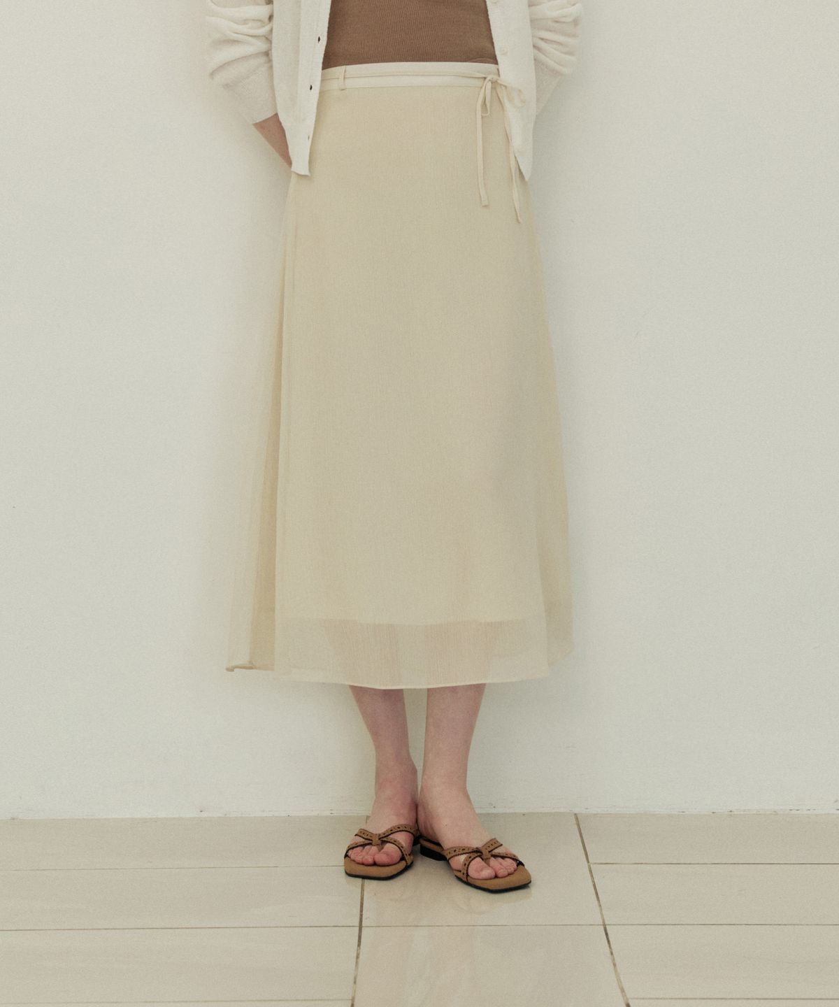 어다울(ADAUL) Double line ribbon strap long flare skirt - beige