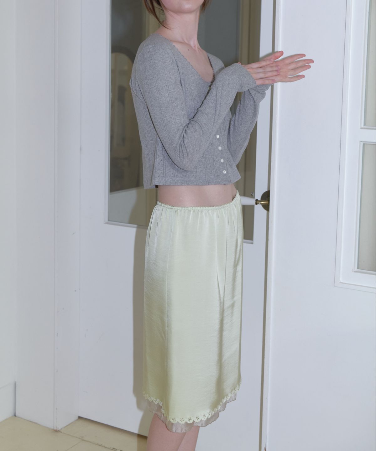 앤테(AENTE) Flower satin skirt - Green