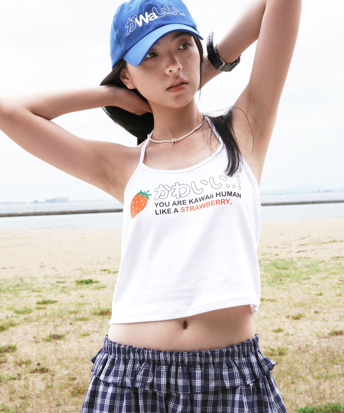 원더비지터(WONDERVISITOR) KAWAii Halterneck Top [White]