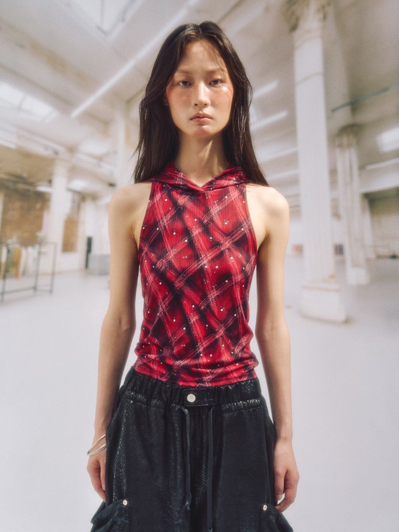 KYLIN HOODIE SLEEVELESS TOP_RED