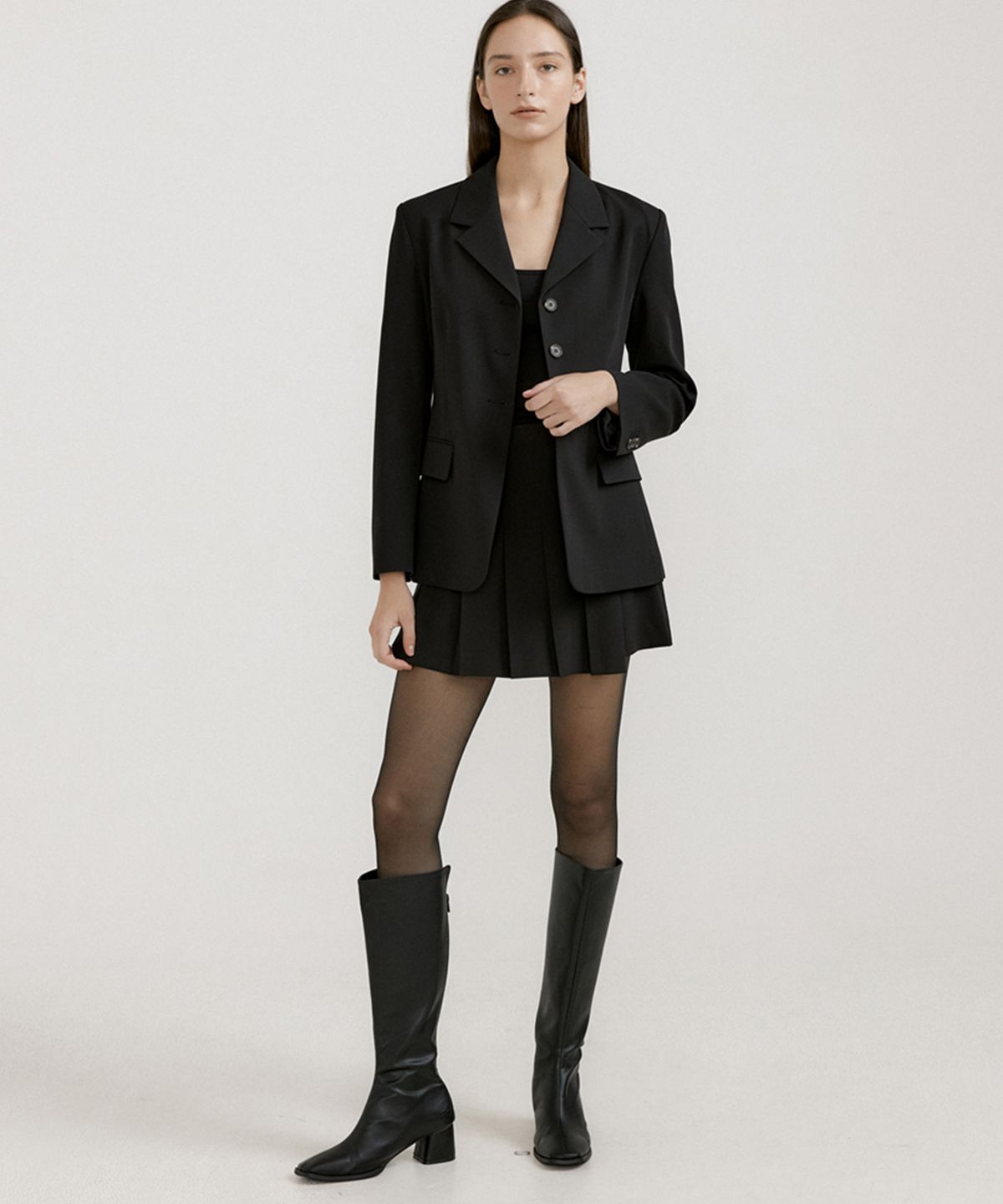 오떼뜨(OCTETTE) PLEATS SHORTS_2COLOR