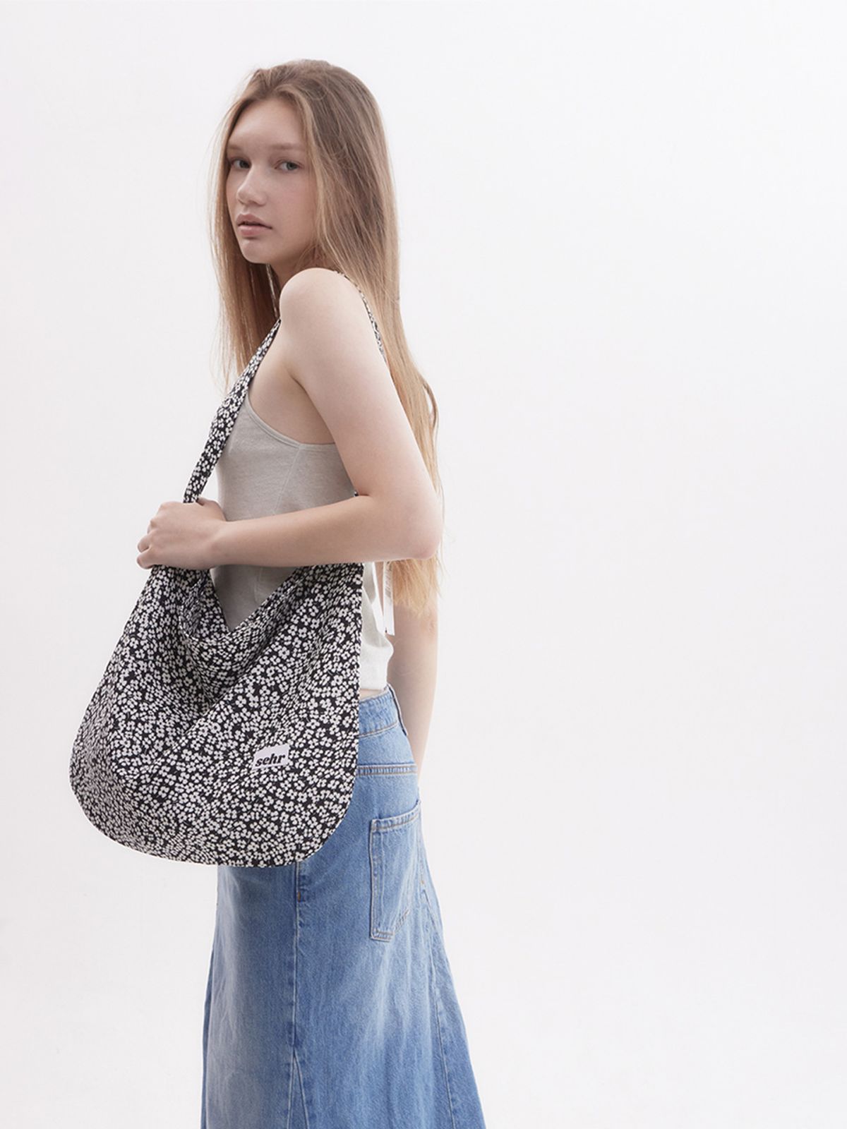 세르(SEHR) Flower Easy Bag (Black White)